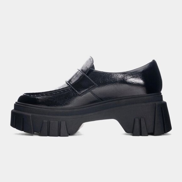 Chinese Laundry | Jensen - Picture 2 of 7